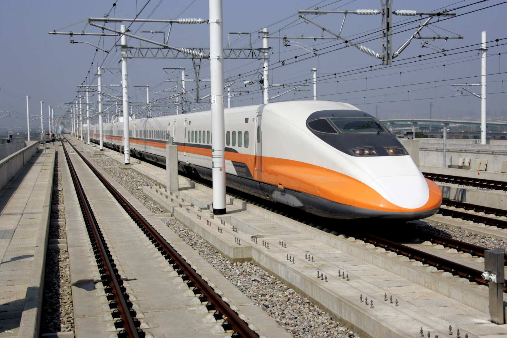 High-speed rail holiday｜Evergreen Phoenix Hotel Yilan (Jiaoxi) & high-speed rail round-trip ticket