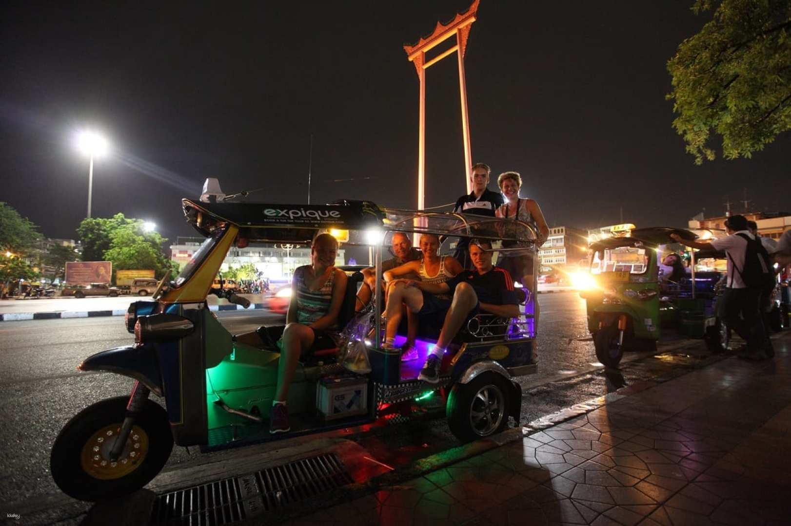 Bangkok Night Lights Tuk Tuk Tour | Thailand