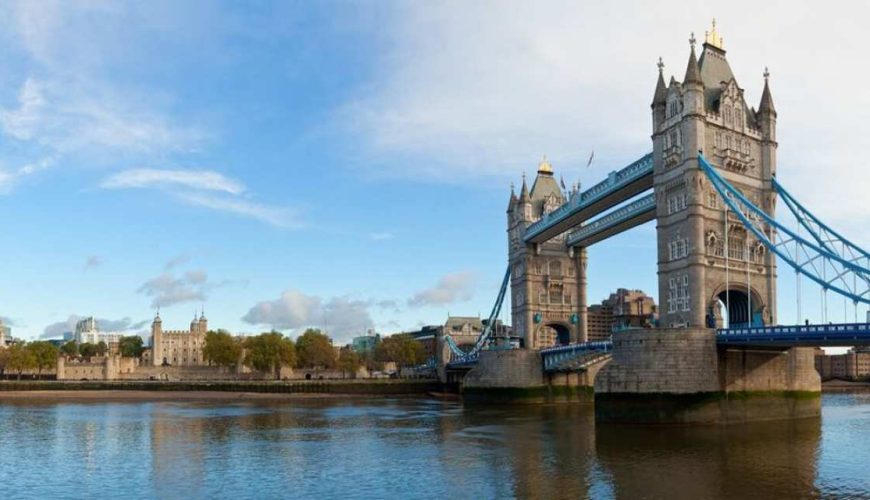 Guided Magic of London Day Tour with Cream Tea at Harrods｜United Kingdom