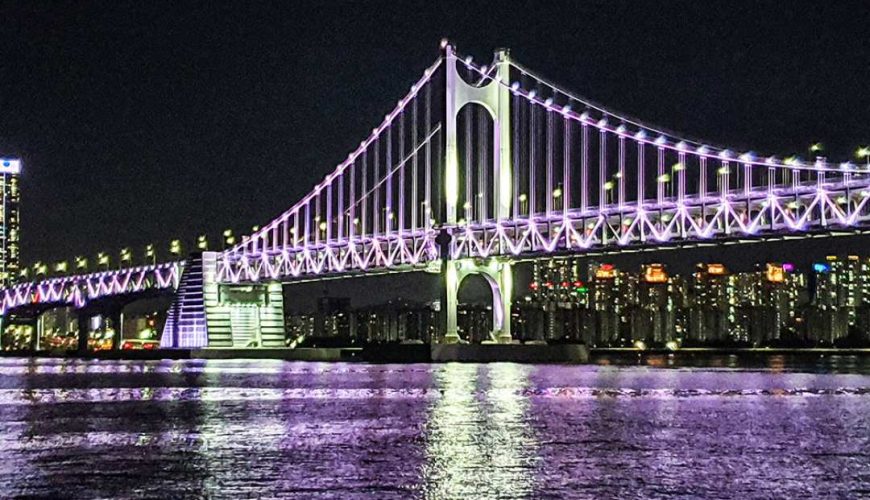 Yacht Holic Busan Yacht Public Tour: Gwangan-ri＆Haeundae | South Korea