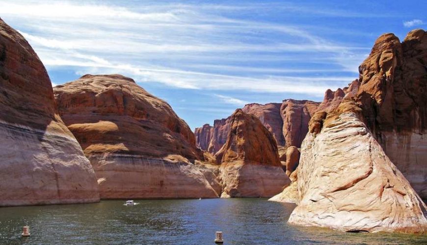 1-Day Tour from Las Vegas: Lower Antelope Canyon & Horseshoe Bend & Lake Powell