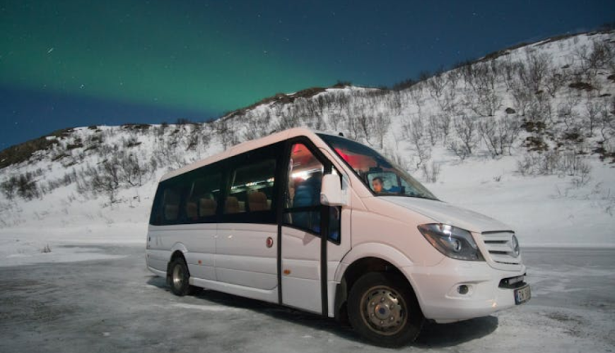 Northern Lights eco-friendly chase