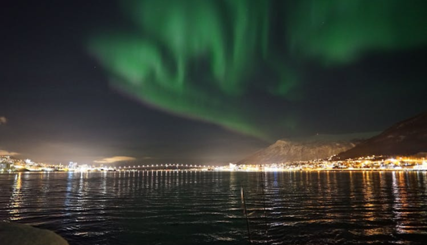 Private Tromsø Northern Lights tour in a luxury yacht