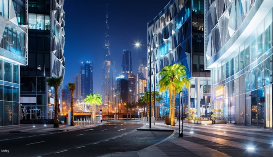 Burj Khalifa Atmosphere Restaurant dining and Dubai by night