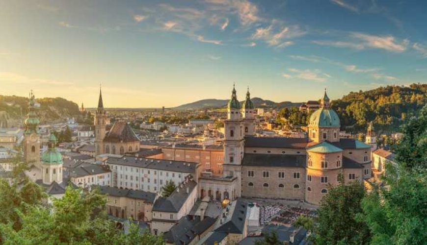 Salzburg Card: Free Admission to Top Attractions & Public Transport | Austria