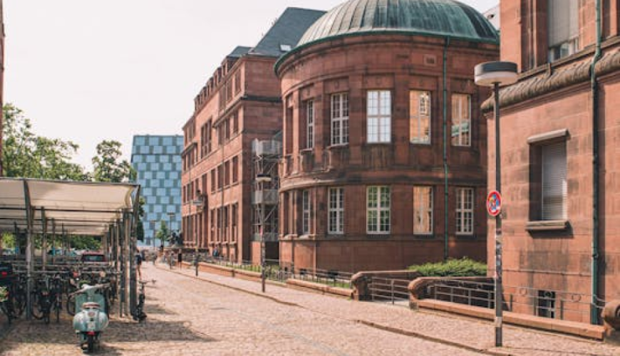 Exclusive private guided tour through the history of Freiburg with a local