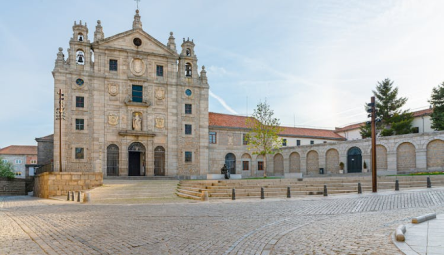 Segovia and Avila full day trip from Madrid