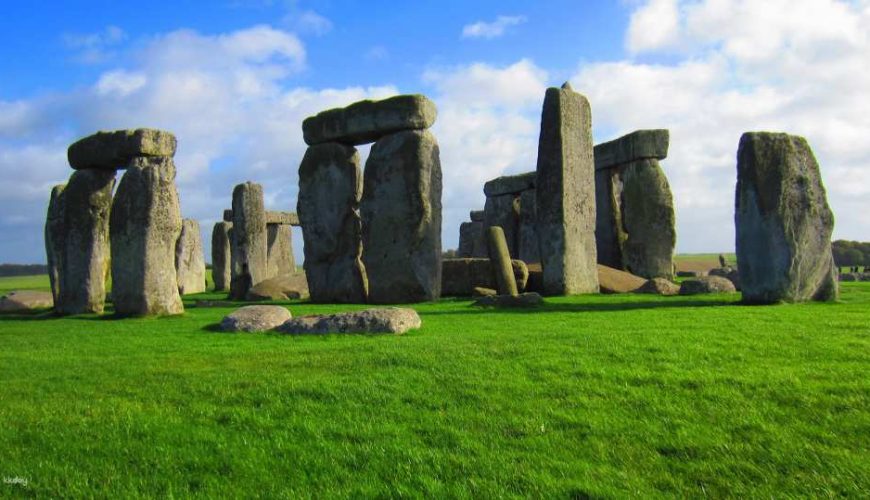 Stonehenge Half-Day Tour from London