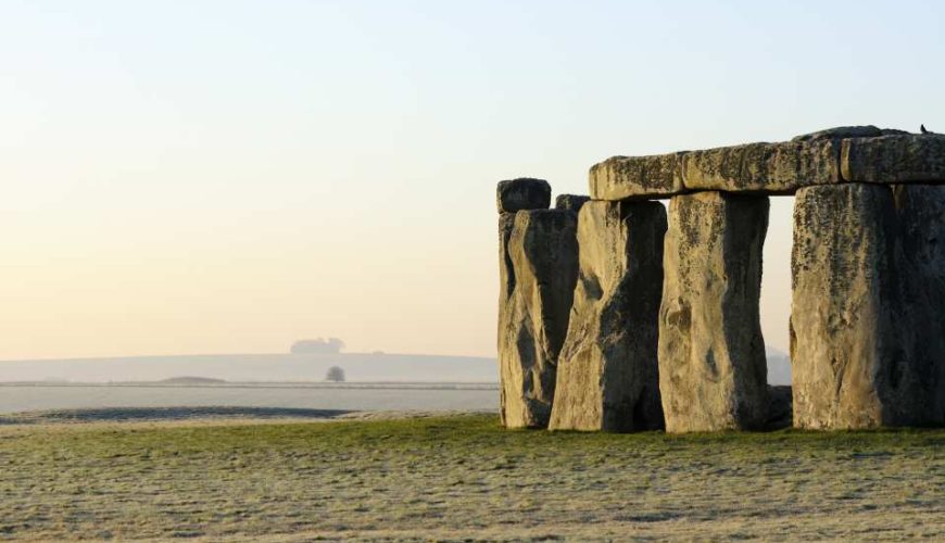 Southern England Day Tour: Stonehenge Private Viewing, Lacock & Bath | UK
