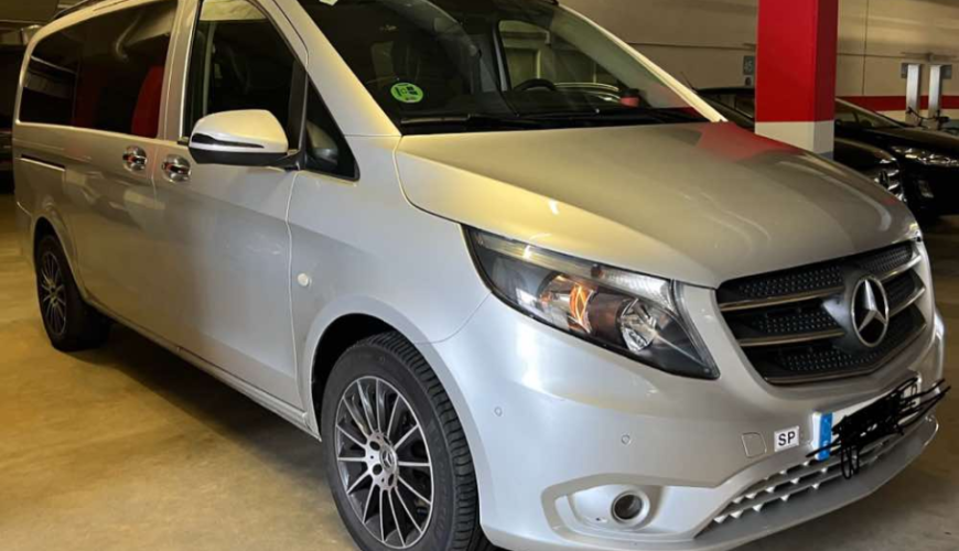 [Exclusive Chartered Car] Customized Chartered One-Day Tour In and Around Manchester | UK