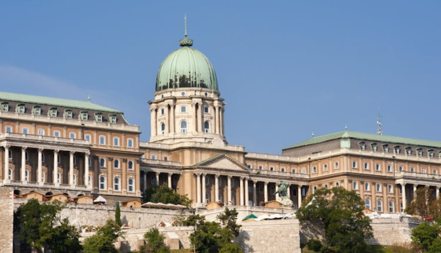 Buda Castle walking tour