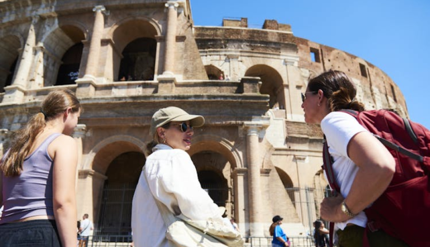 Colosseum and Roman Forum Authentic Small Group Tour