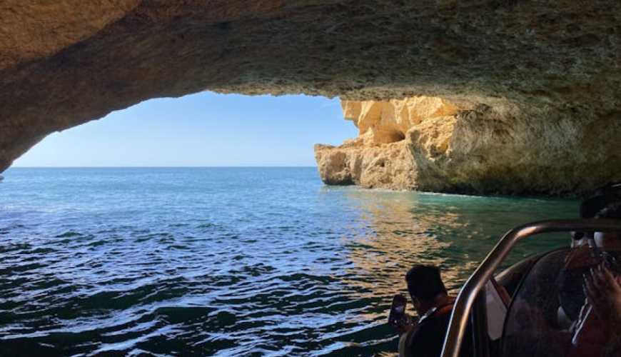 Benagil Cave boat experience from Lagos